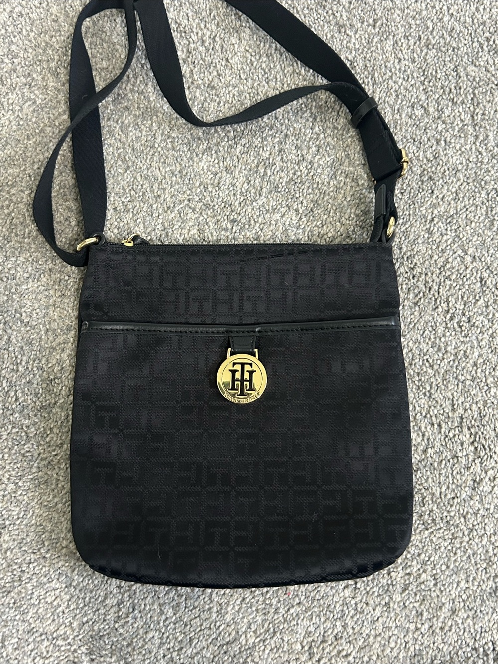 Tommy Hilfiger Black Logo-Pattern Crossbody with Gold Emblem